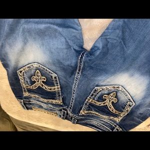 Women’s Rock revival curvy boot. Size 29